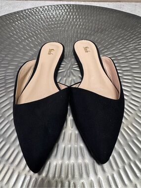 SHEIN Black Pointed Toe Slip-On Flats